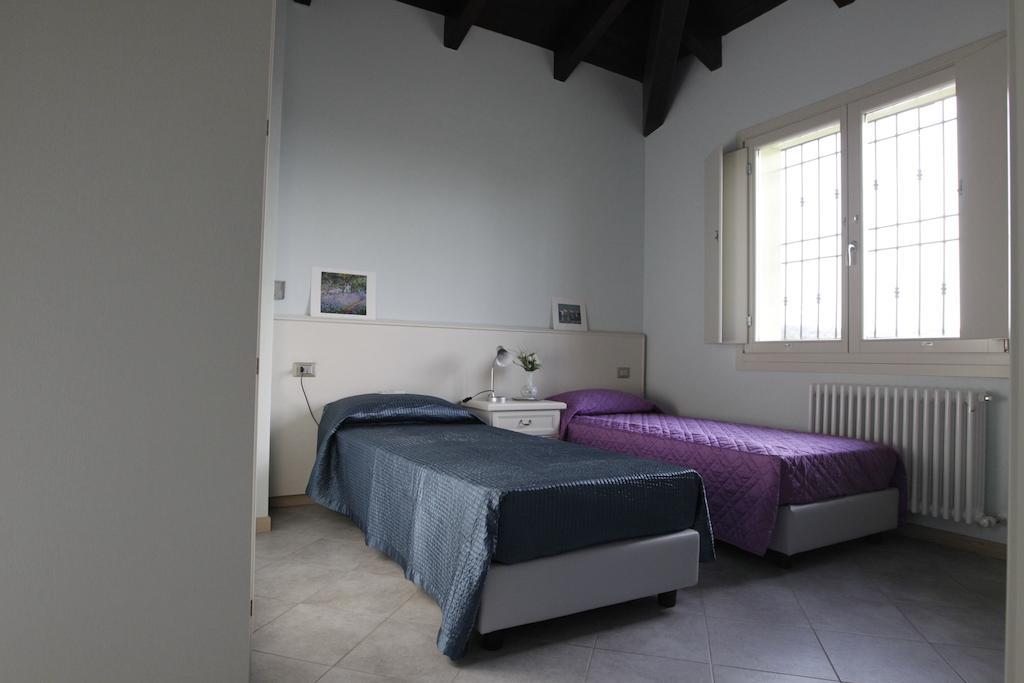 B&B Magic Dozza Pokoj fotografie